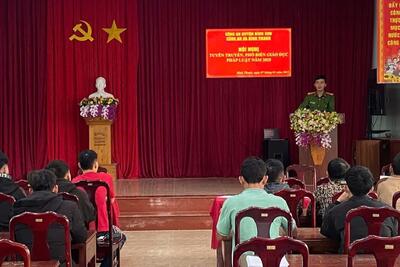 Công an xã tổ chức Hội nghị tuyên truyền, phổ biến, giáo dục pháp luật năm 2025